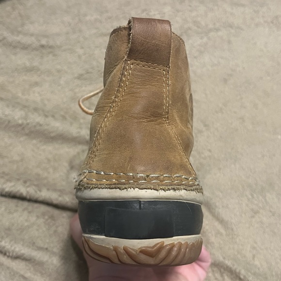 Sorel Women’s Out N About Waterproof Leather Boots - Picture 11 of 14